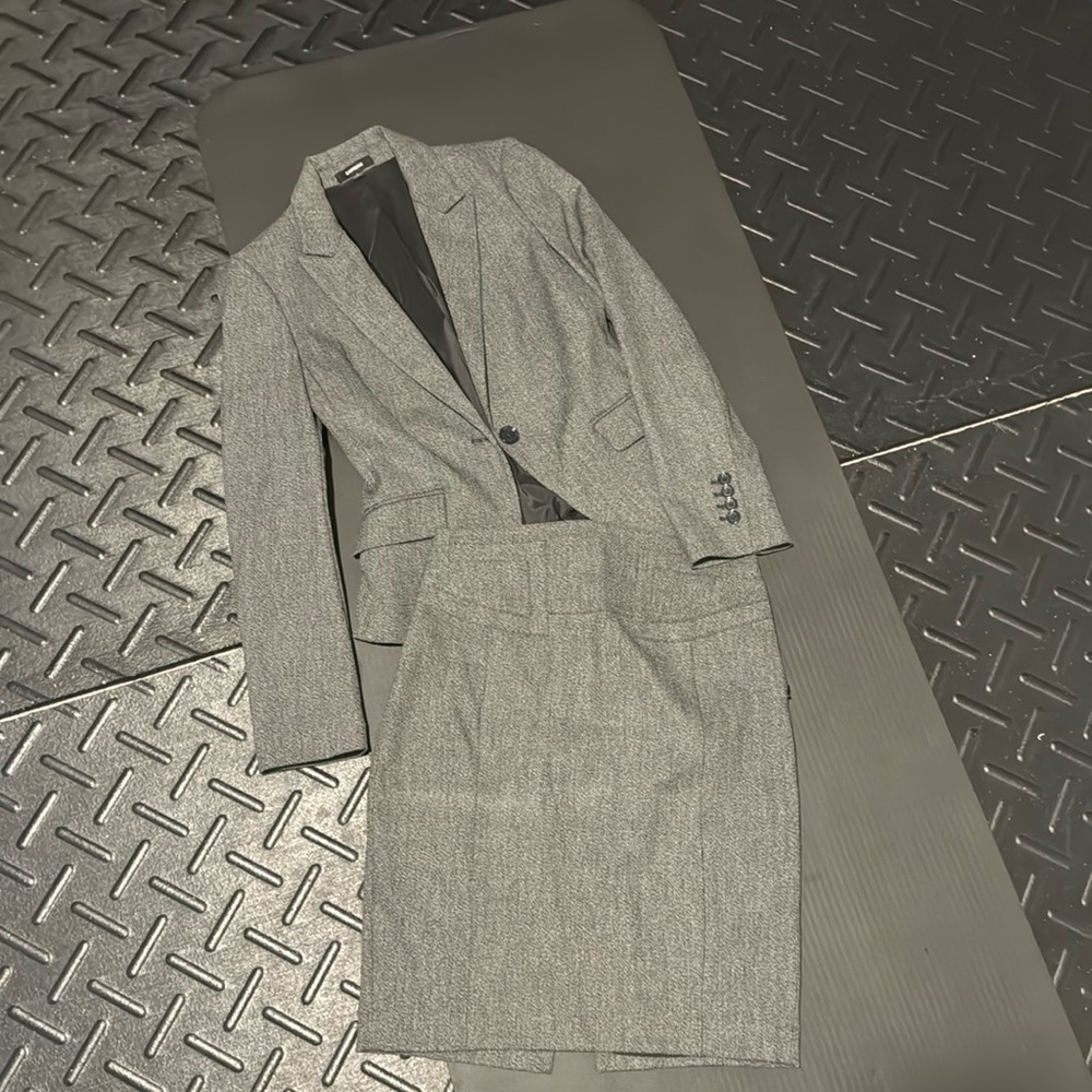 Express stylist pencil skirt one button blazer suit set sz 2 charcoal grey